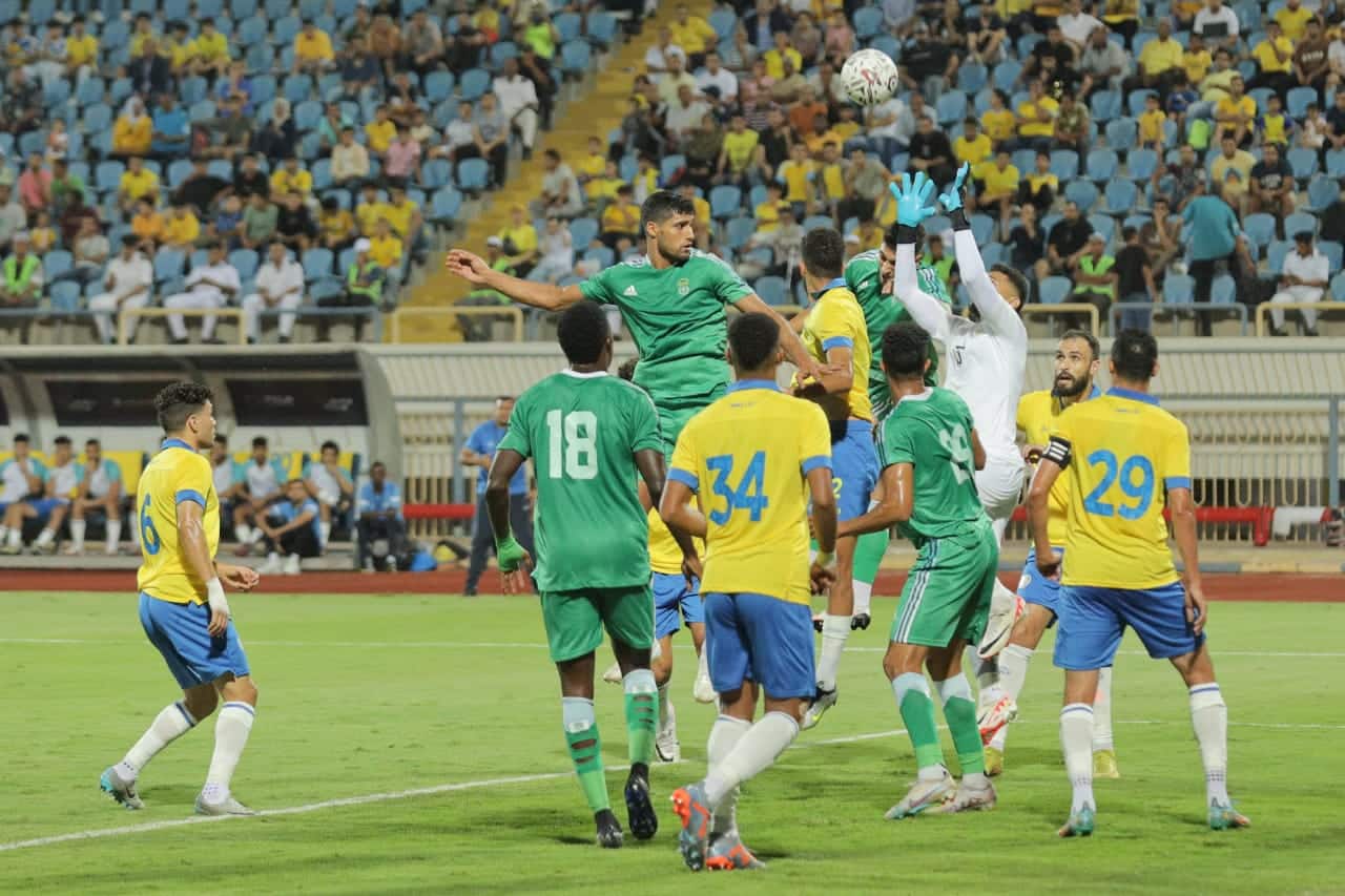مباراة اتحاد خنشلة ضد شبيبة القبائل في الدوري الجزائري