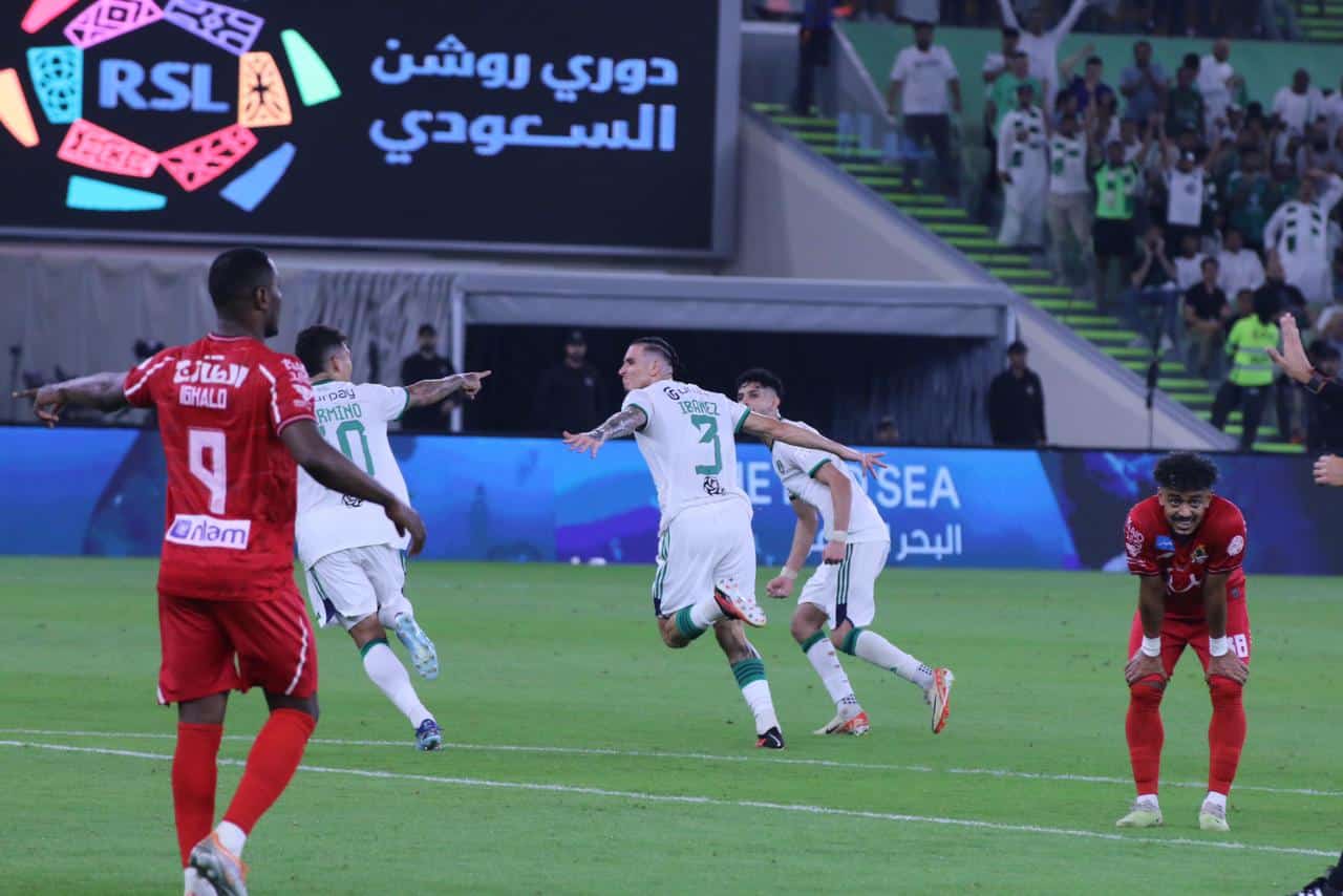الاهلي يواصل الصحوة بفوز ثمين على الوحدة في الدوري السعودي